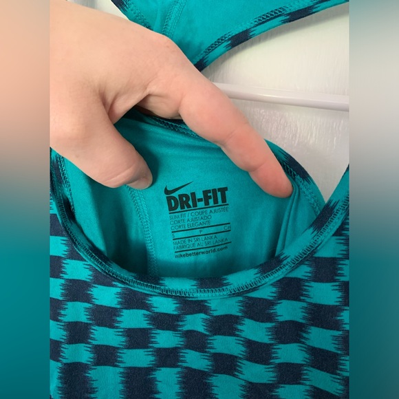 Nike Dri-fit Running Blue Checkered Racerback Tank - Picture 5 of 6